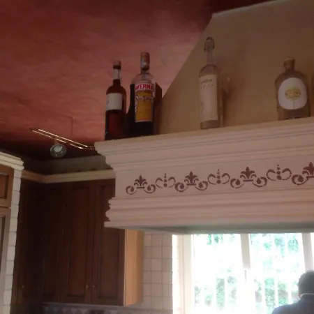 Kleine Ferienvilla In Traumhafter Panoramalage Mit Blick Uber Den Sudlichen Gardasee Casa vacanze *
